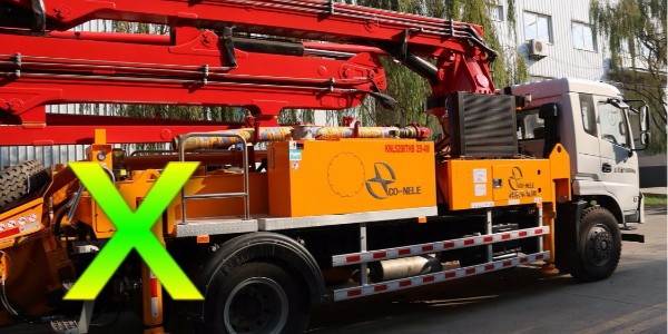 小型混凝土泵車為什么會產(chǎn)生側(cè)翻，應(yīng)當(dāng)及早預(yù)防——科尼樂