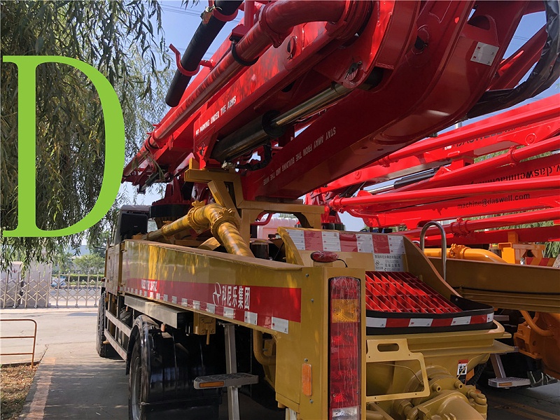 青島混凝土泵車價(jià)格 (18)