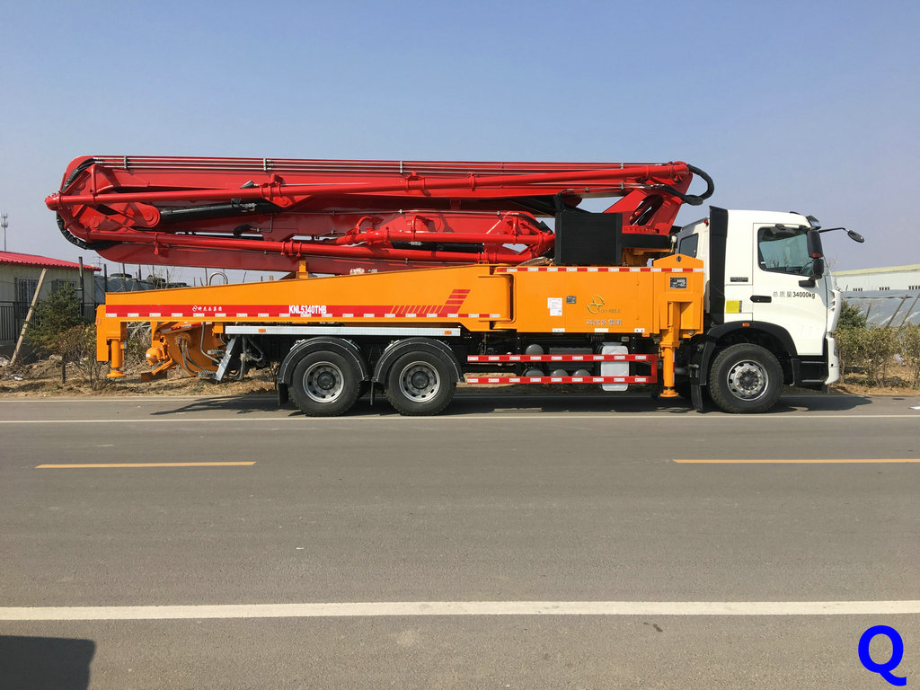 小型混凝土泵車，小型泵車，天泵，混凝土泵車