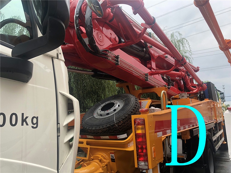 青島小型混凝土泵車(chē)價(jià)格 (3)