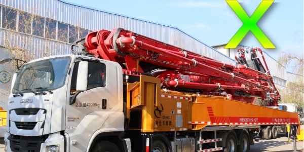 小型混凝土泵車是否堵管怎樣進(jìn)行判斷？——科尼樂