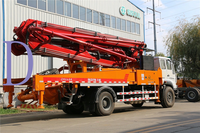 青島混凝土泵車價格 (4)