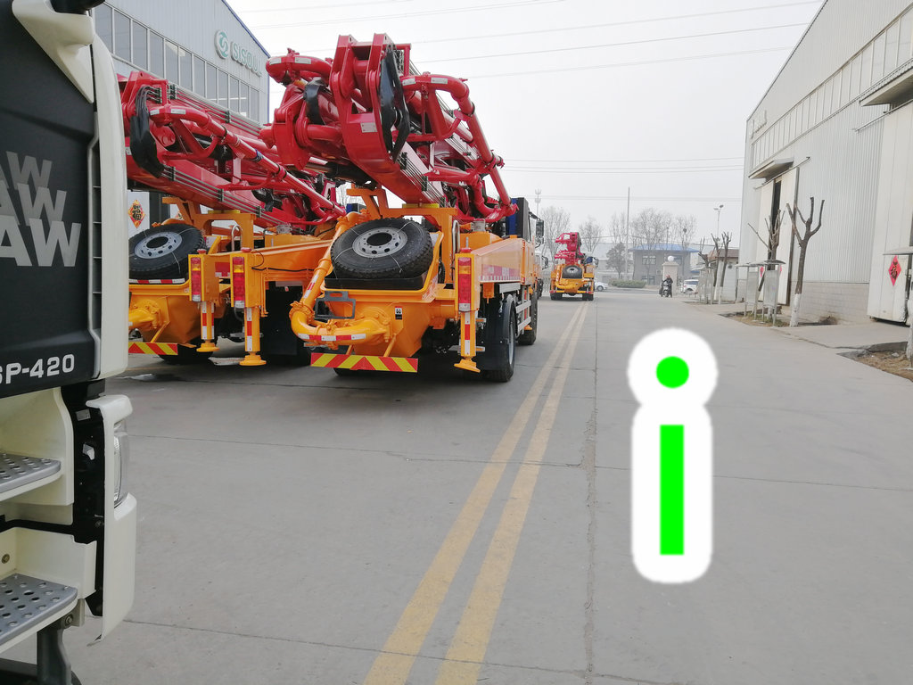 青島小型混凝土泵車價(jià)格 (2)