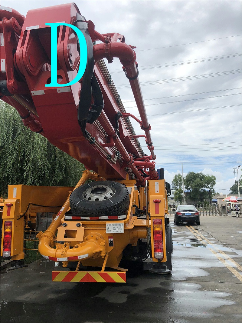 青島小型混凝土泵車(chē)價(jià)格 (27)