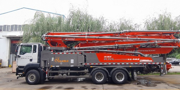 最近有考慮52米泵車的老板們，來看看在這款怎么樣