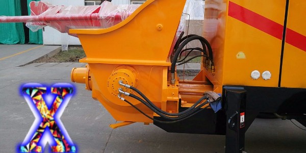 在對混凝土泵進行系統(tǒng)升壓和堵管時，操作工應(yīng)當(dāng)怎么做？ —小科說泵