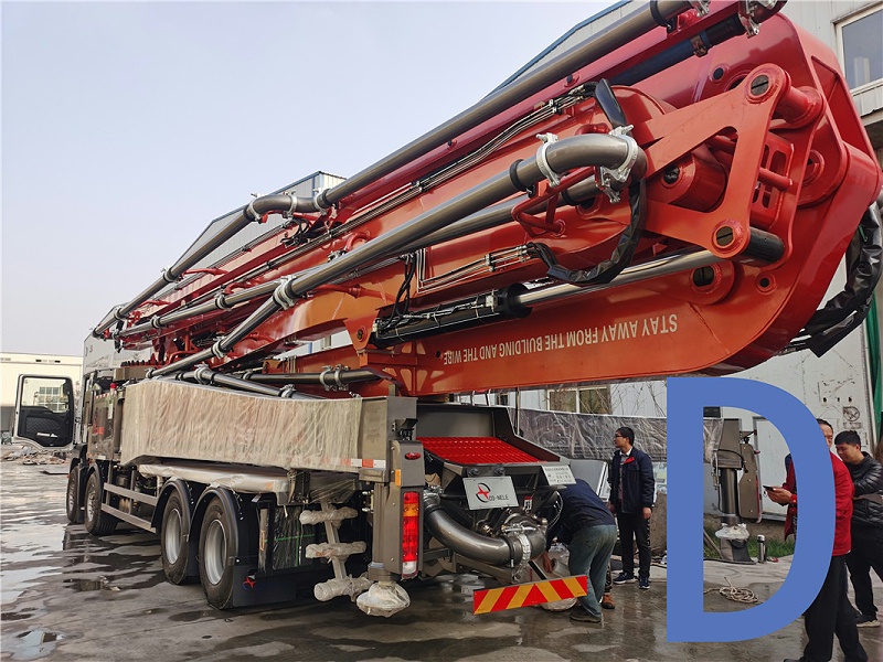 青島混凝土泵車價(jià)格 (23)