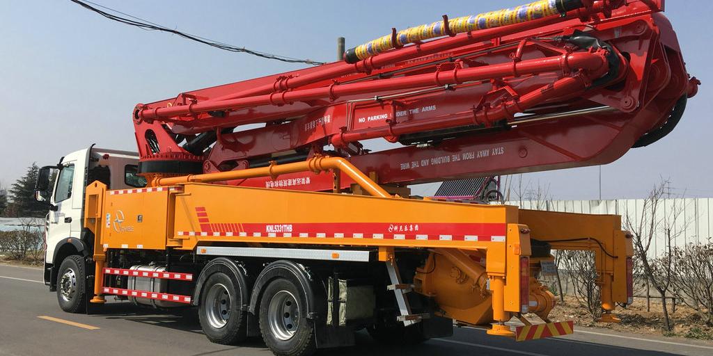 小型混凝土泵車(chē)的換向閥出現(xiàn)故障原因分析