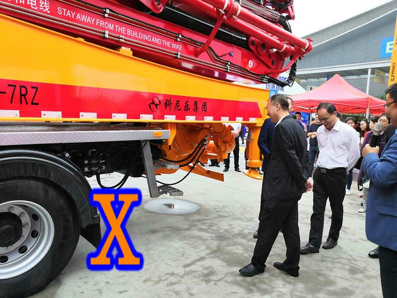 青島小型混凝土泵車價(jià)格 (29)