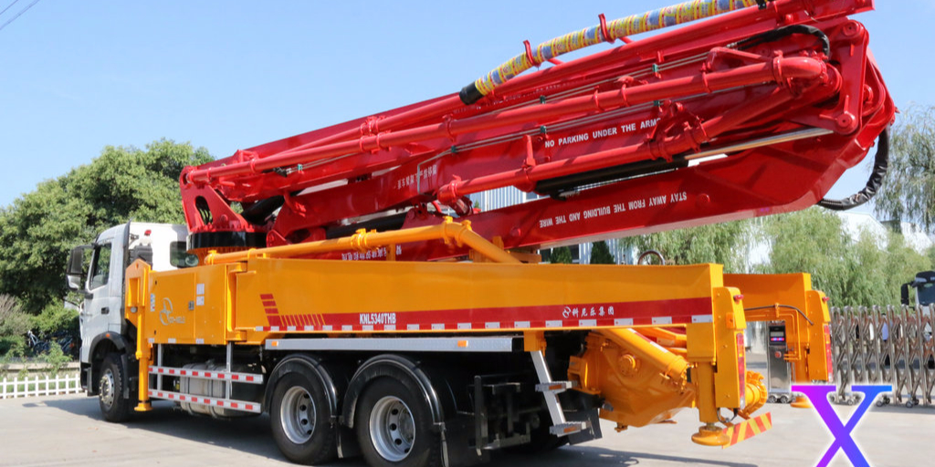 科尼樂(lè)小型混凝土泵車潤(rùn)滑油的正確添加方法